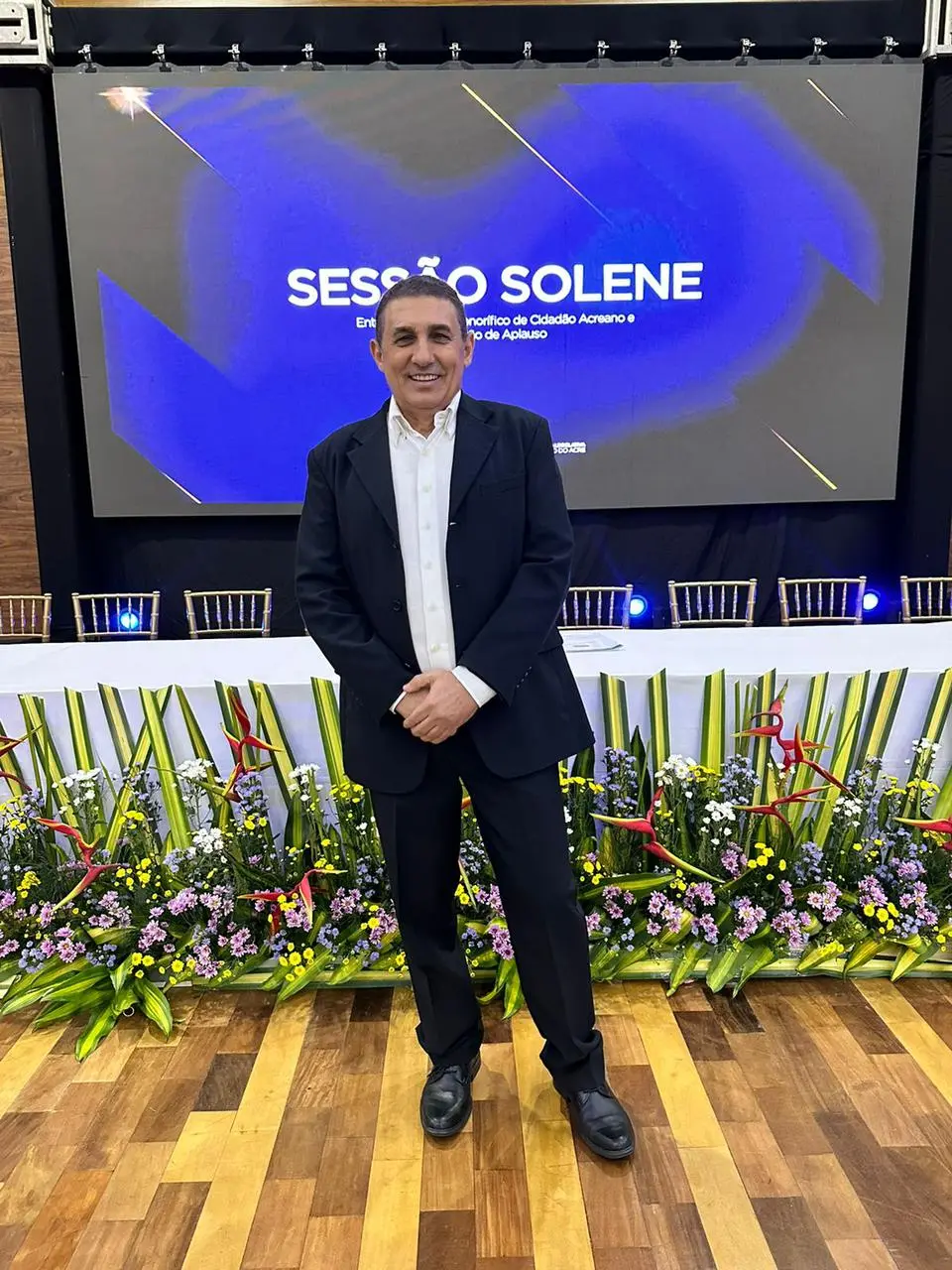 Assem Cameli recebendo homenagem na Assembleia Legislativa do Acre